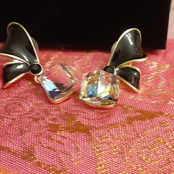 7/$10 Sterling Silver Crystal Earrings - Picture 2 of 3